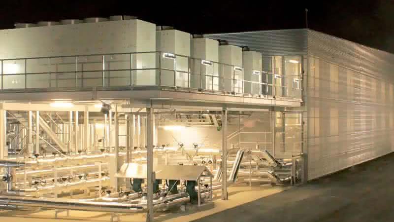 800x450t-systems-colocation-and-cloud-night-back-view-102901_253043_1.jpg