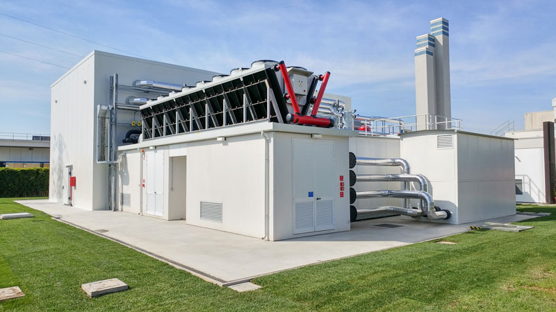 Vertiv Announces High Capacity, Free Cooling Chillers for General Compute  and AI High-Density Data Centers in North America Image